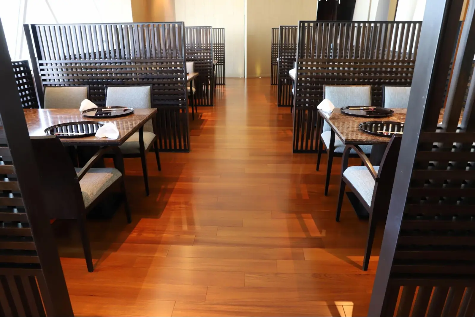 ผลงานติดตั้งไม้เอ็นจิเนียร์ K.S. WOOD ร้านอาหารญี่ปุ่น
