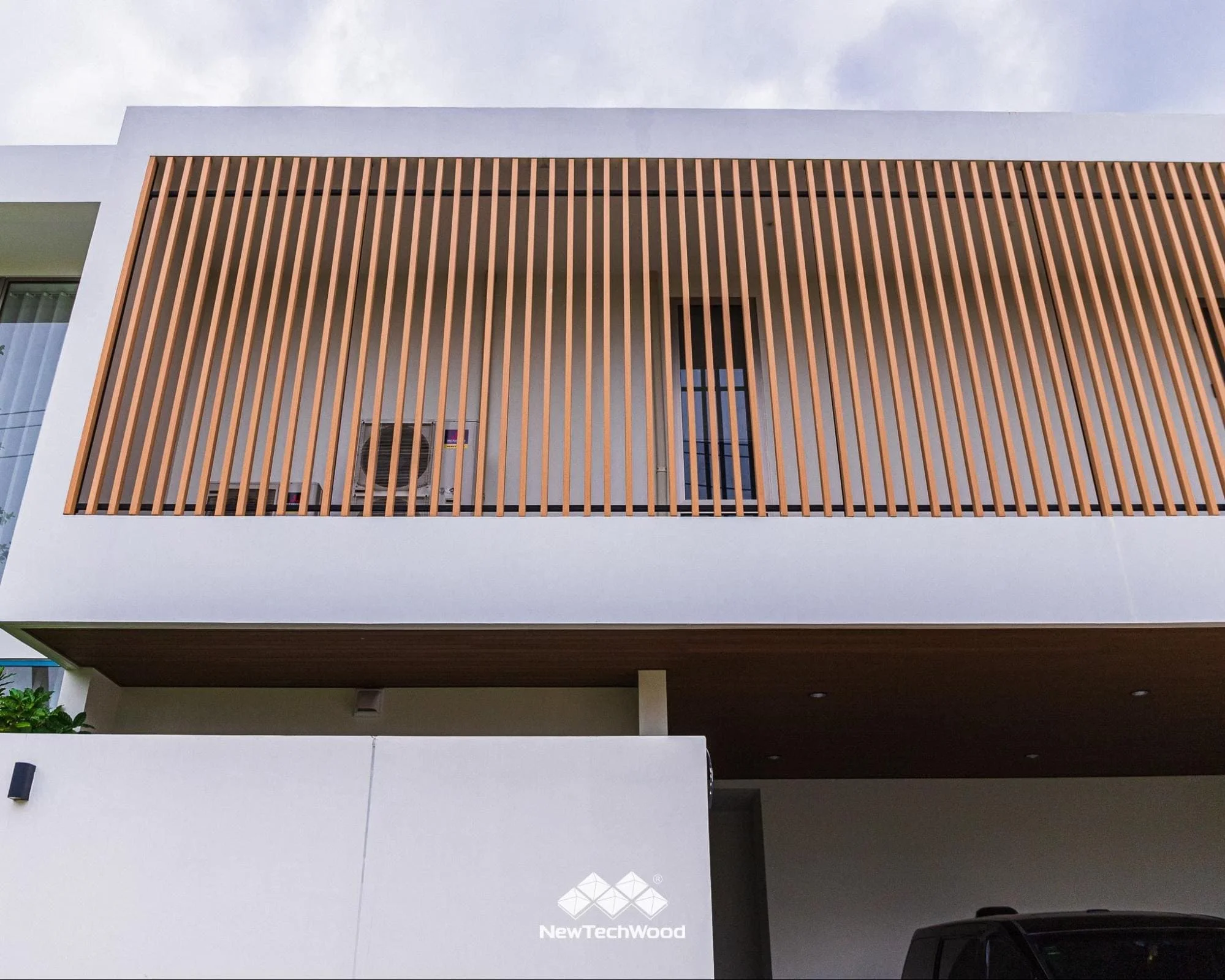 The Lath Facade ระแนงบังตา