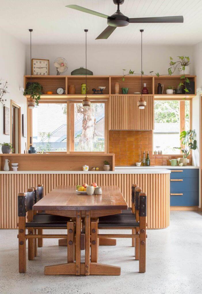 Mix & Match งานไม้กับสีเอิร์ธโทน สไตล์ Mid Century Modern